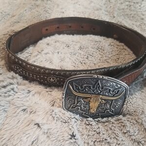 NOCONA LEATHER BELT SZ 38 AND LONGHORN NOCONA BUCKLE, EUC